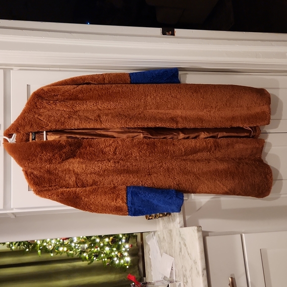 Nasty Gal faux fur coat - Picture 3 of 6